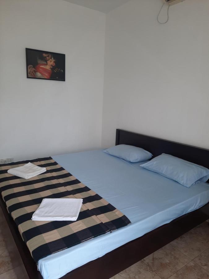 אונה ואטונה White Surfing Beach Resort מראה חיצוני תמונה