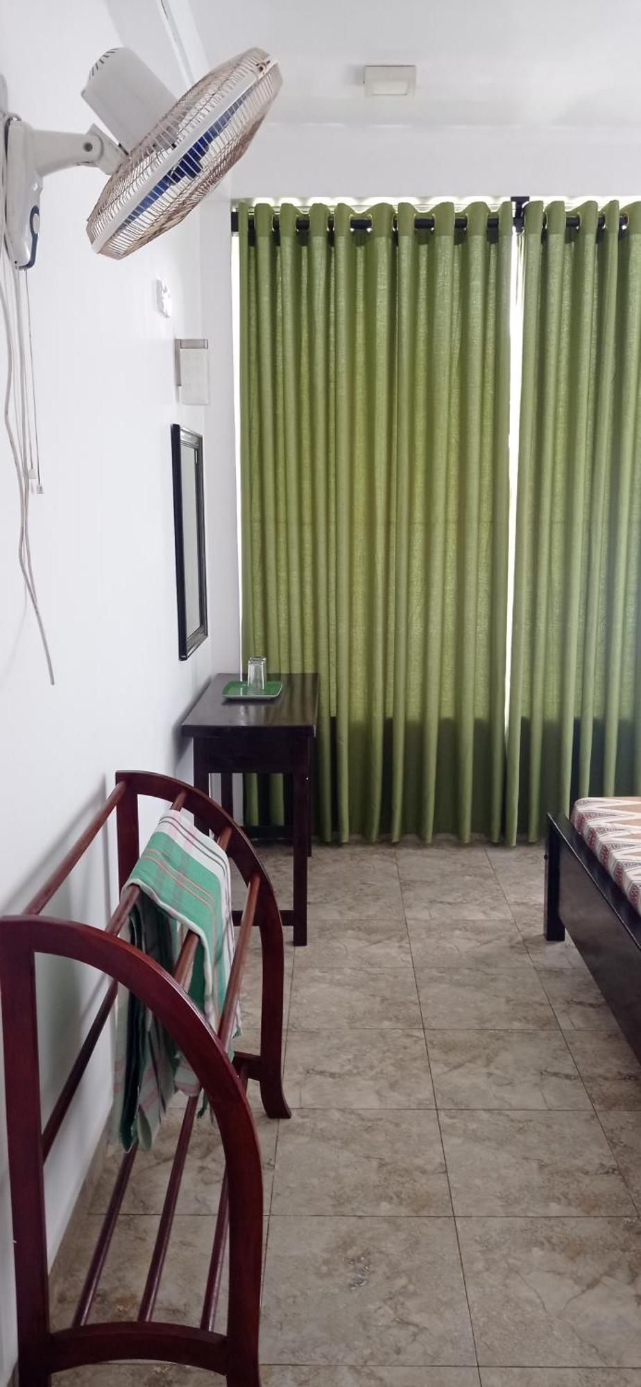 אונה ואטונה White Surfing Beach Resort מראה חיצוני תמונה